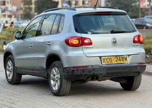 Volkswagen Tiguan 1.4 TSI 2008 Blue