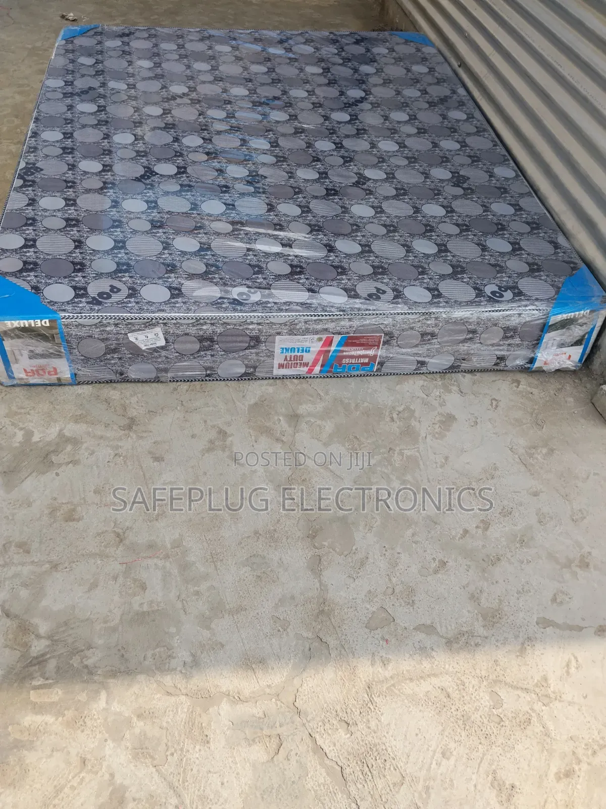 Affordable 5*6 Medium Density Mattress (10 Inches Thick)