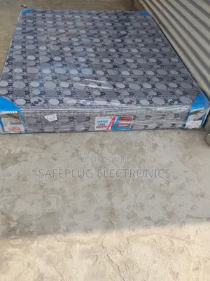 Affordable 5*6 Medium Density Mattress (10 Inches Thick)