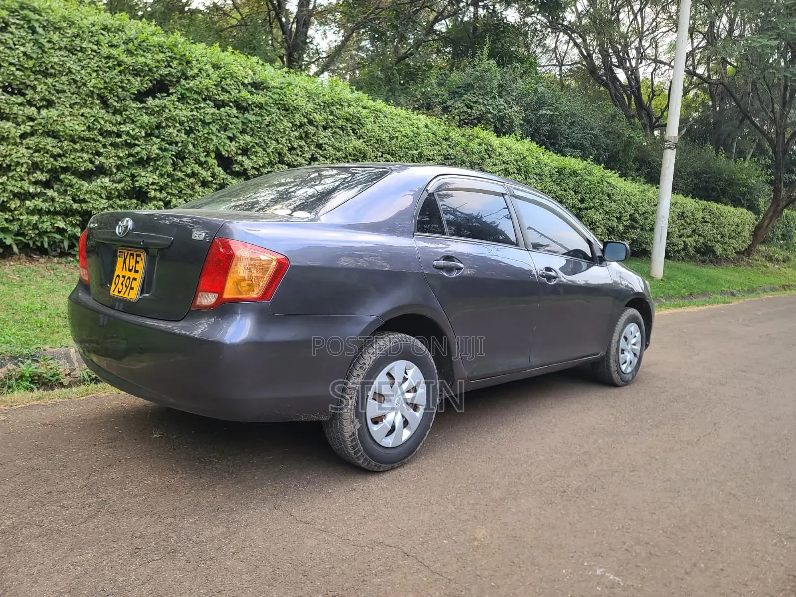 Toyota Axio 2012 Gray