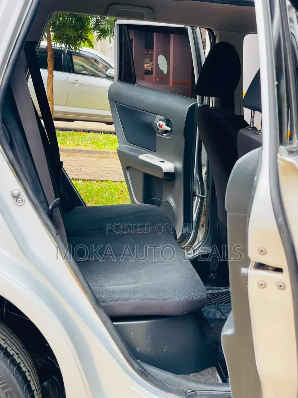 Toyota Corolla Rumion 2010 Silver
