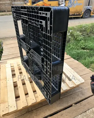Plastic Pallets -Heavy Duty Plastic Pallets for Sale.2c215