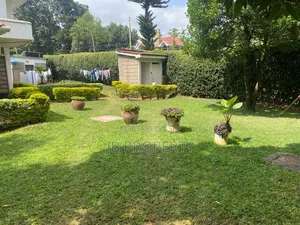 2bdrm House in Executive 2Bdrm for rent