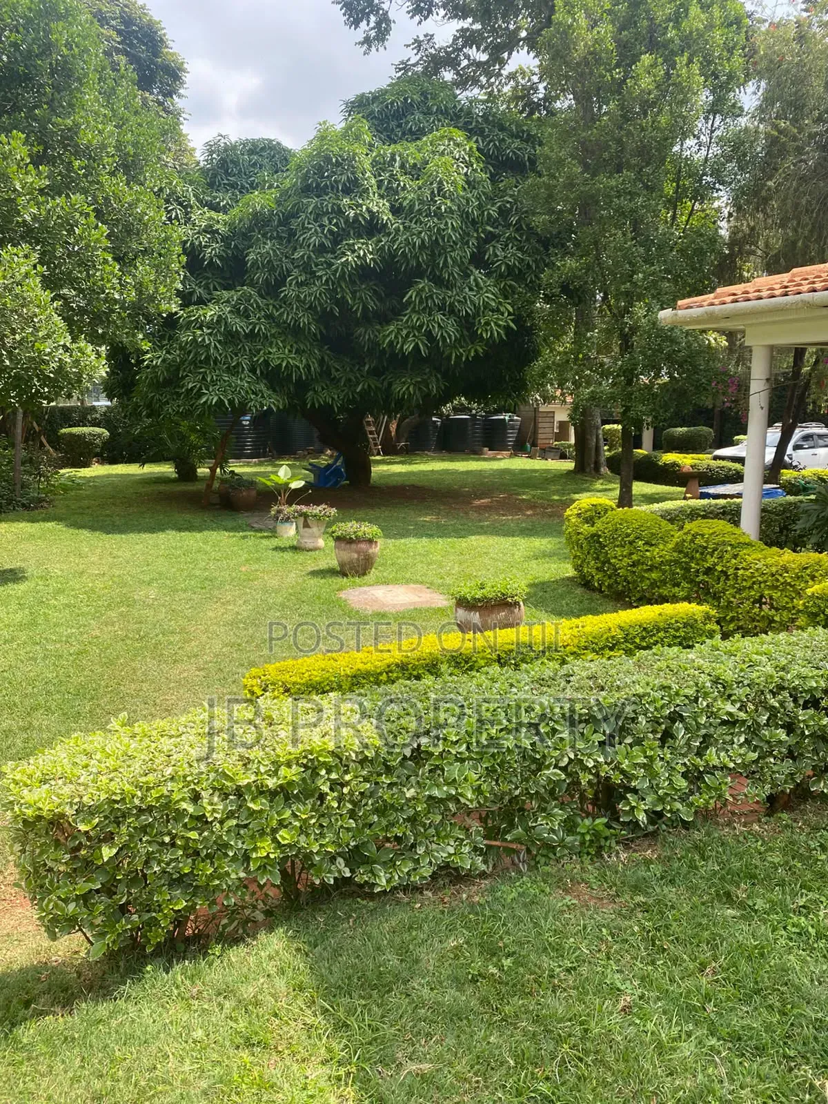 2bdrm House in Executive 2Bdrm for rent