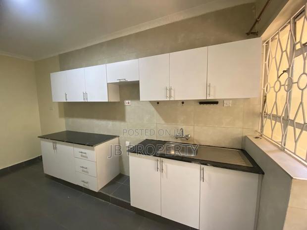 2bdrm House in Executive 2Bdrm for rent - thumbnail 13