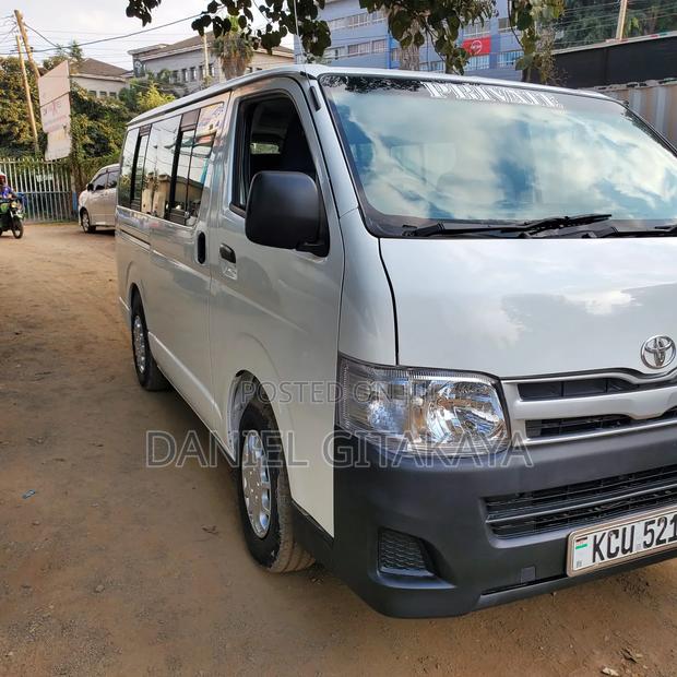 Toyota HiAce 2013 White - thumbnail 6
