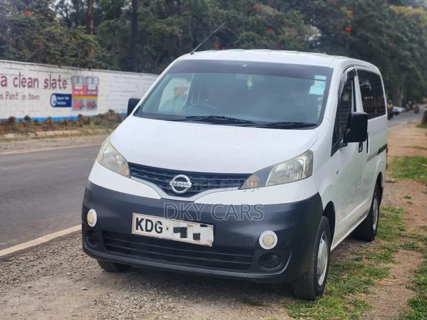 Nissan NV200 2014 White - thumbnail 6