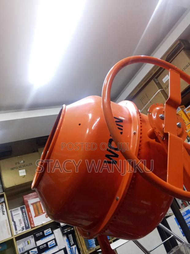 Heavy Duty 200L Concrete Mixer