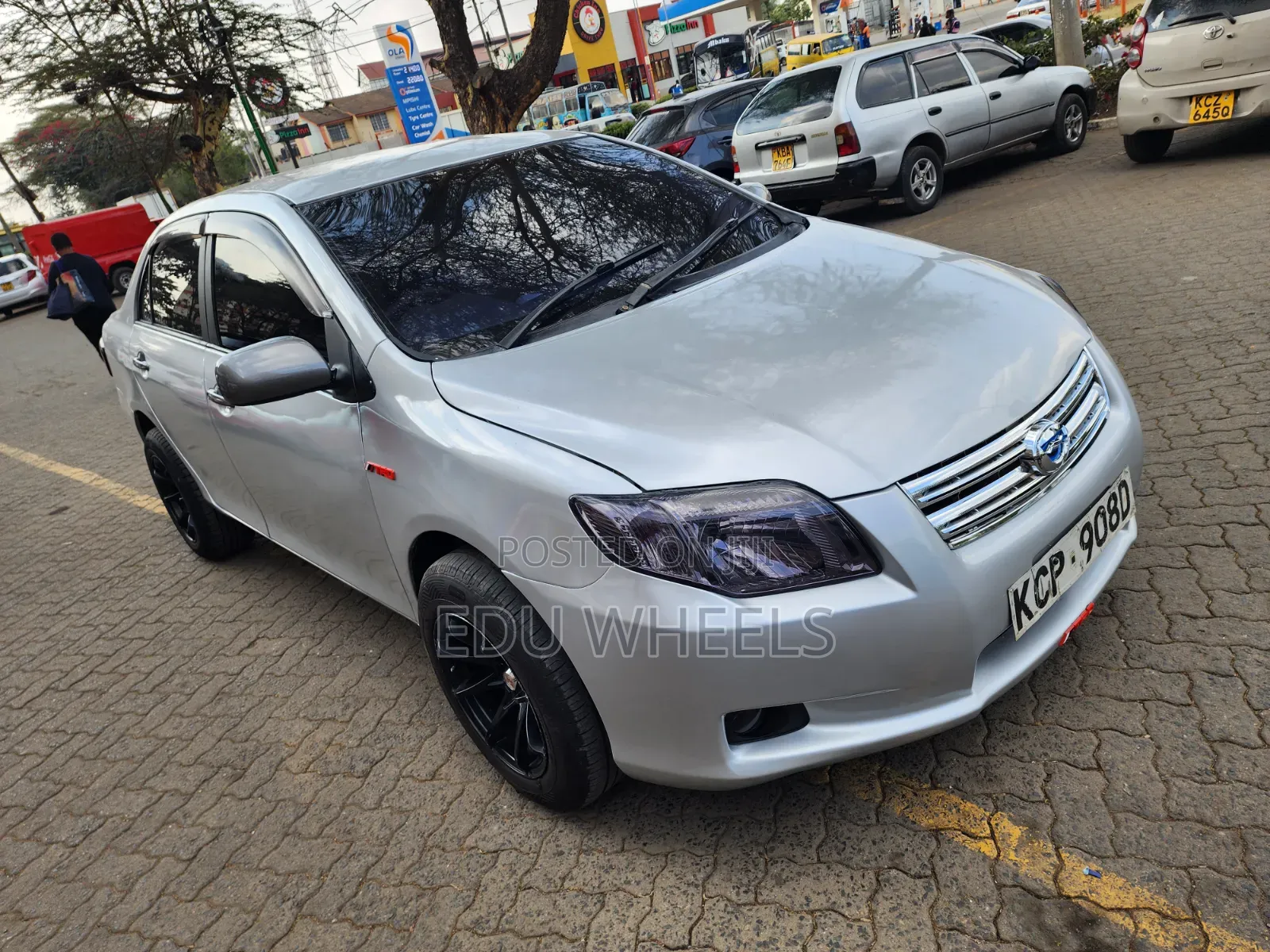 Toyota Axio 2011 Silver