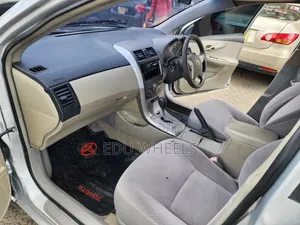 Toyota Axio 2011 Silver
