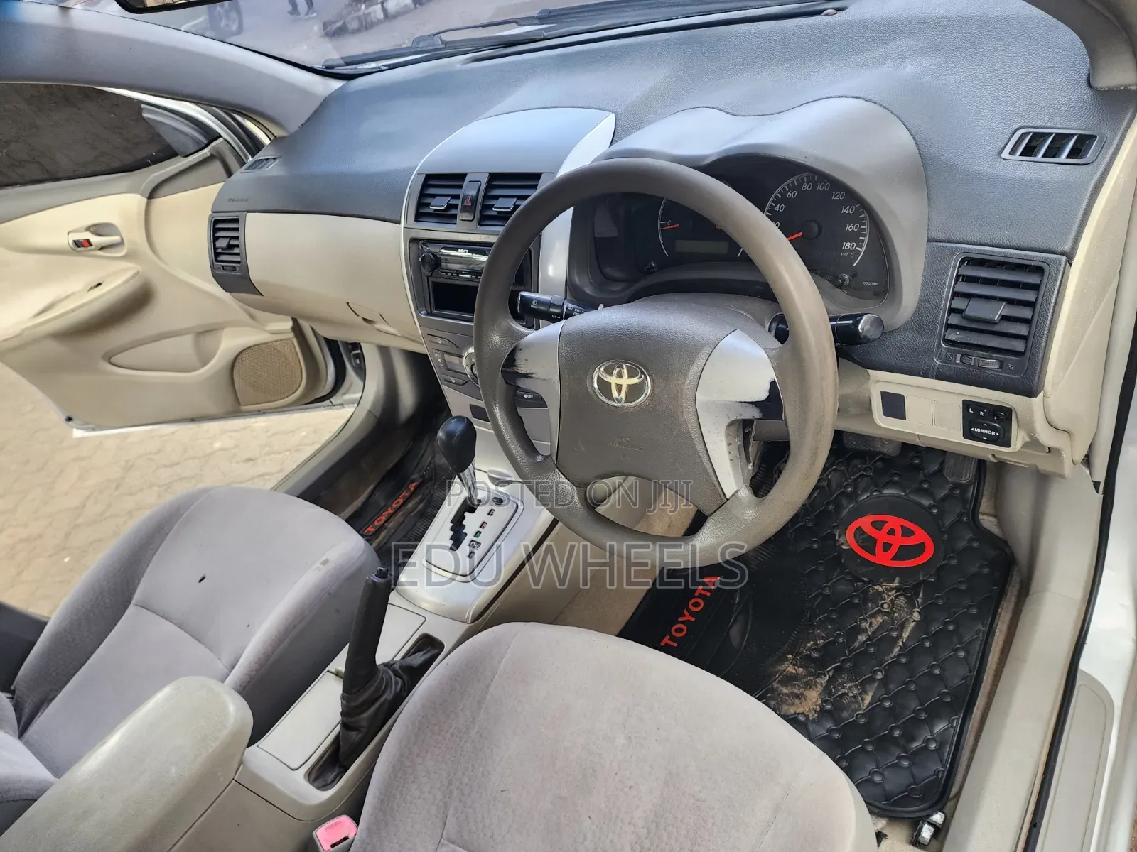 Toyota Axio 2011 Silver