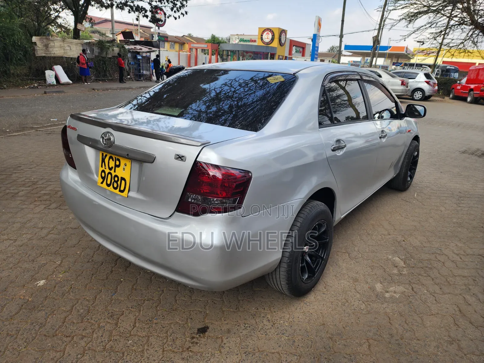 Toyota Axio 2011 Silver