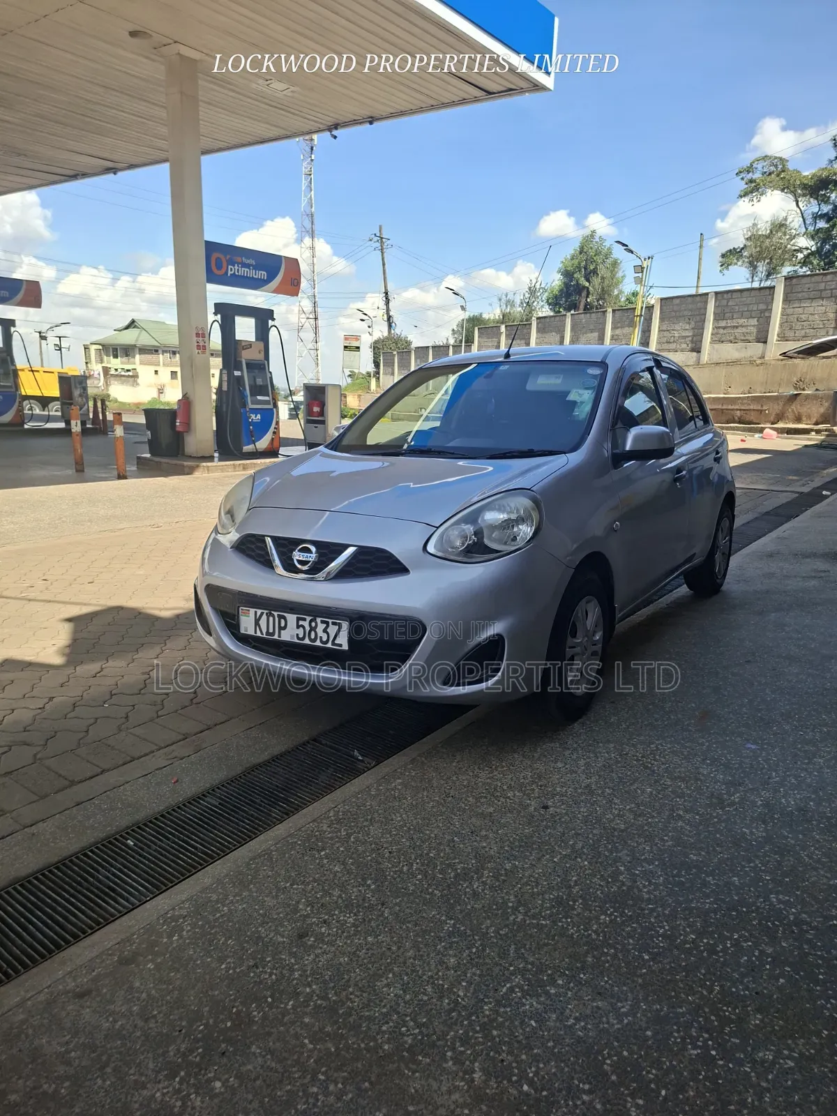 Nissan March 2016 Silver