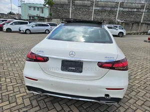 Mercedes-Benz E200 2021 White