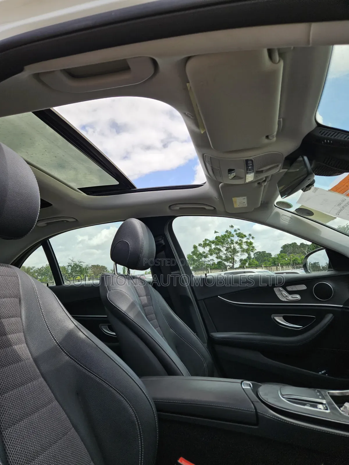 Mercedes-Benz E200 2021 White