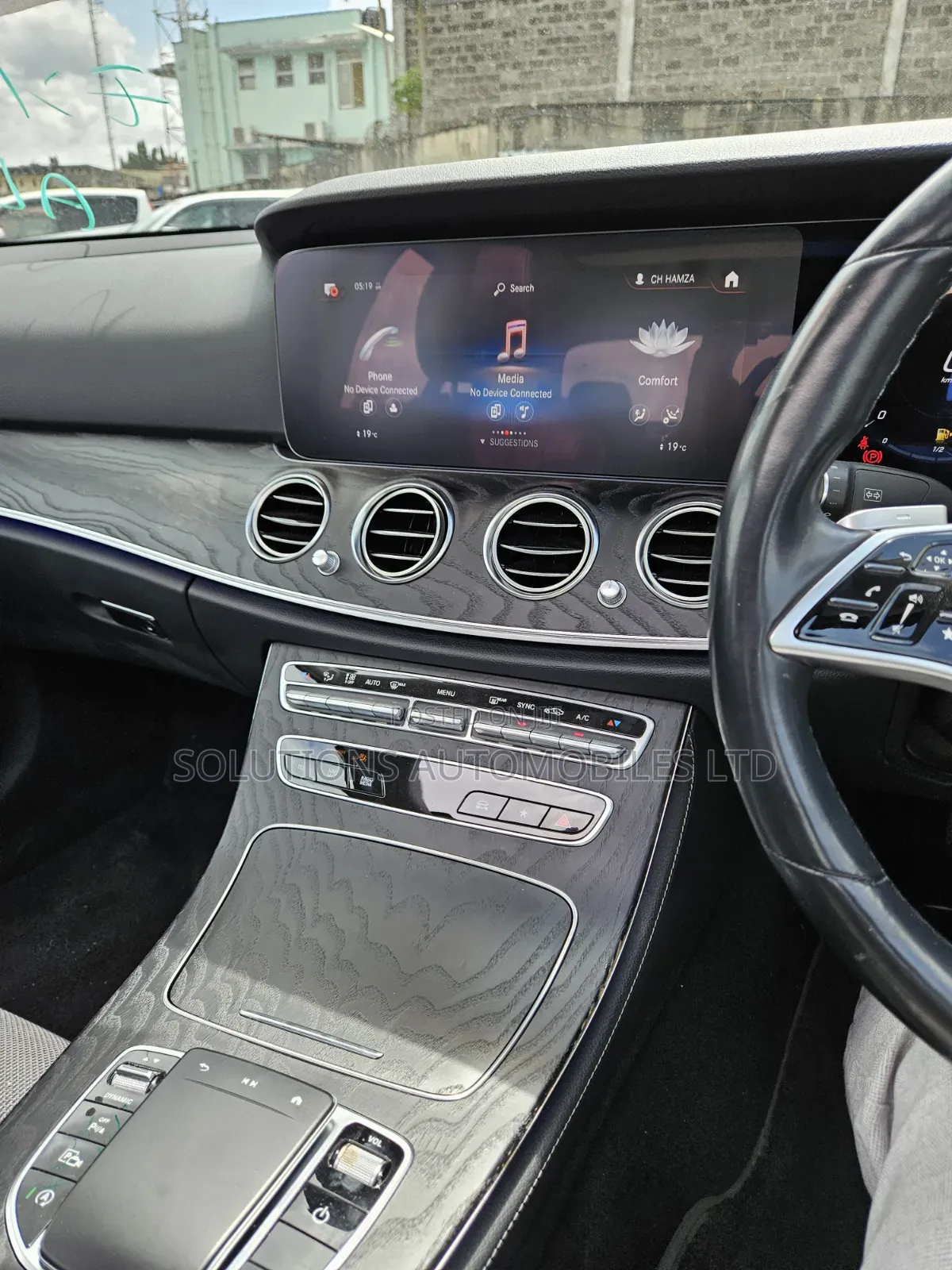 Mercedes-Benz E200 2021 White