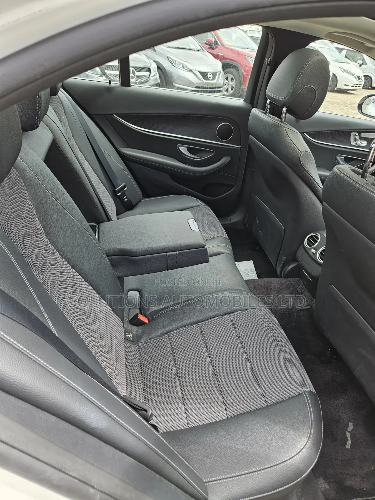 Mercedes-Benz E200 2021 White