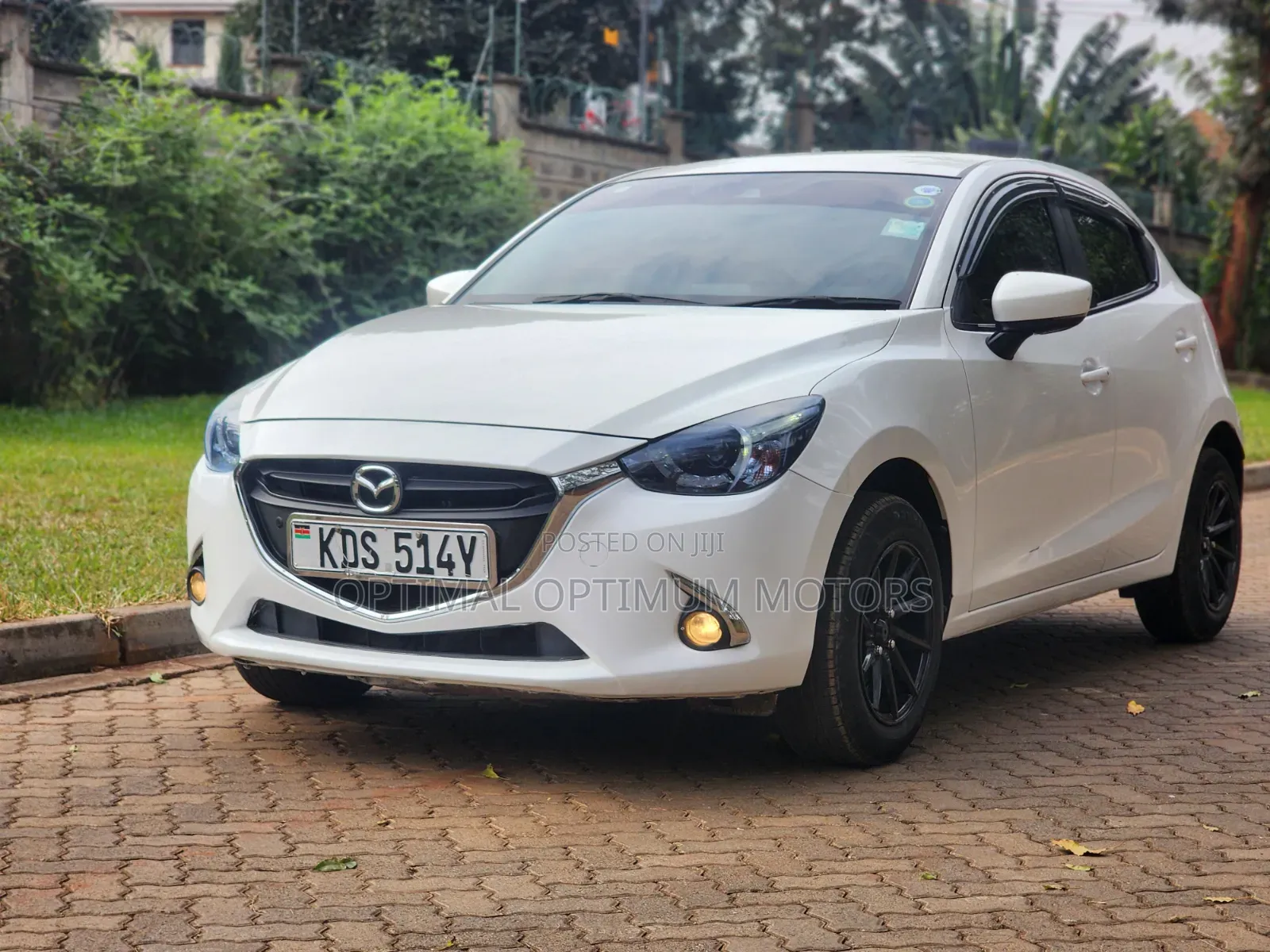 Mazda Demio 2018 White