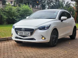 Mazda Demio 2018 White