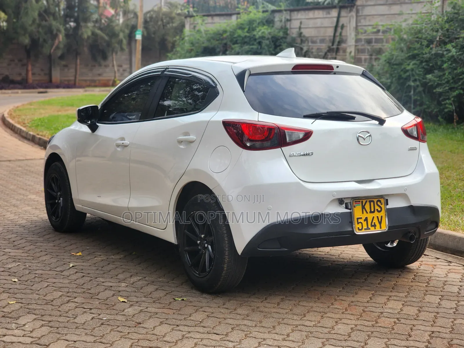 Mazda Demio 2018 White