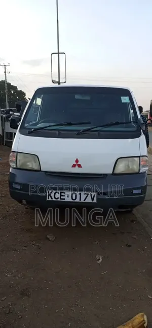 Nissan Vanette 2008 White