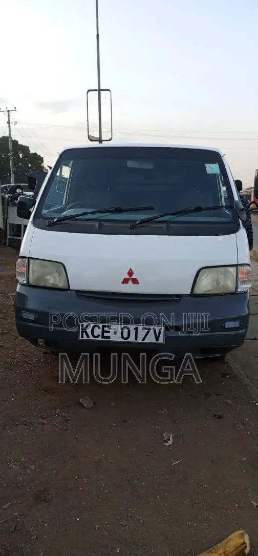 Nissan Vanette 2008 White