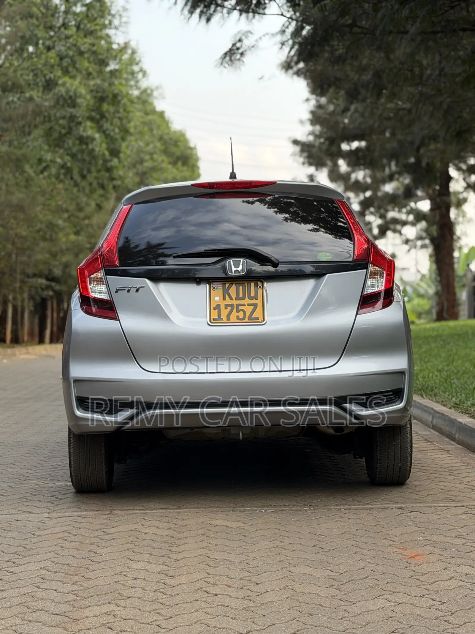 Honda Fit 2018 Silver