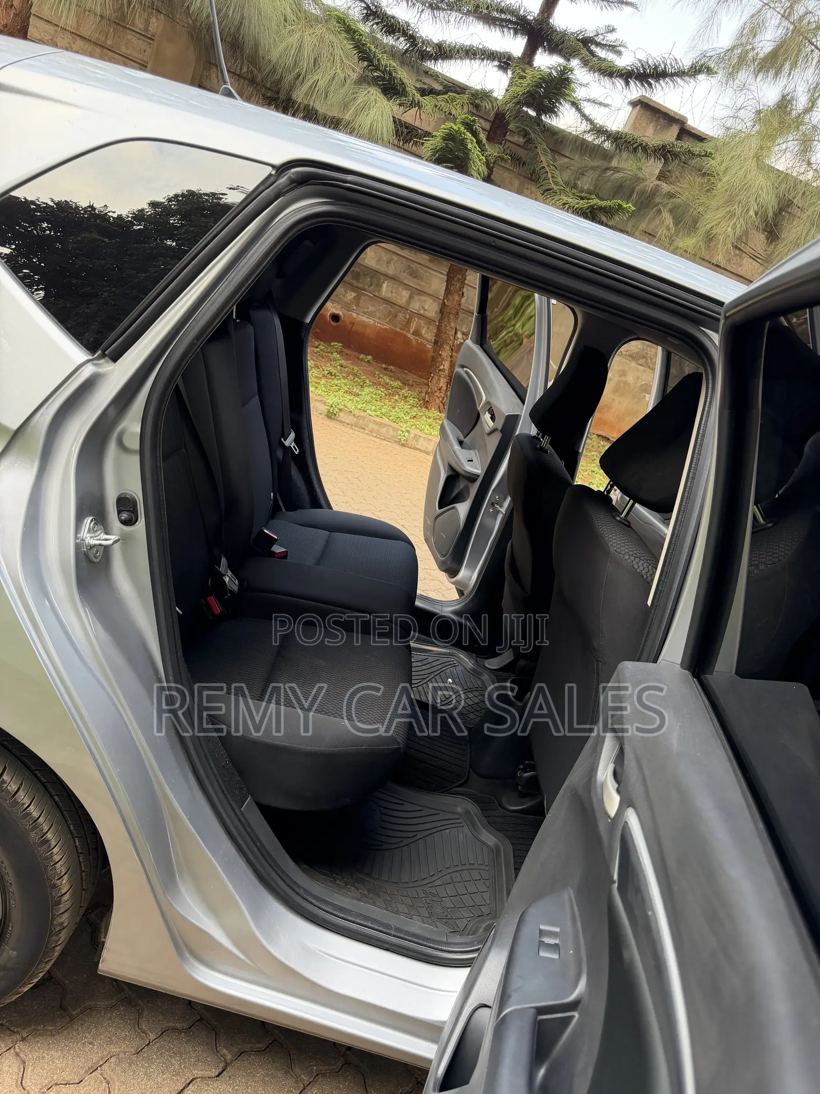 Honda Fit 2018 Silver