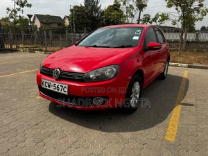 Volkswagen Golf 2012 Red