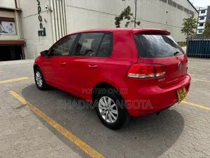 Volkswagen Golf 2012 Red
