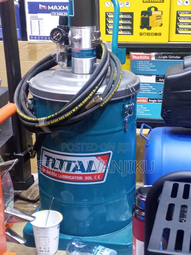 Total Air Grease Lubricator - main view