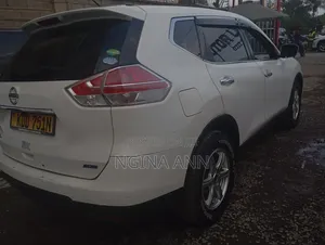 Nissan X-Trail 2014 White