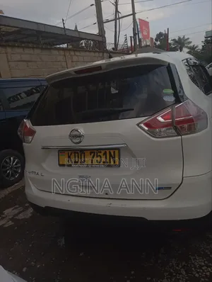 Nissan X-Trail 2014 White