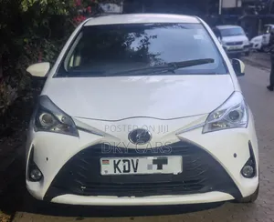 Toyota Vitz 2018 White