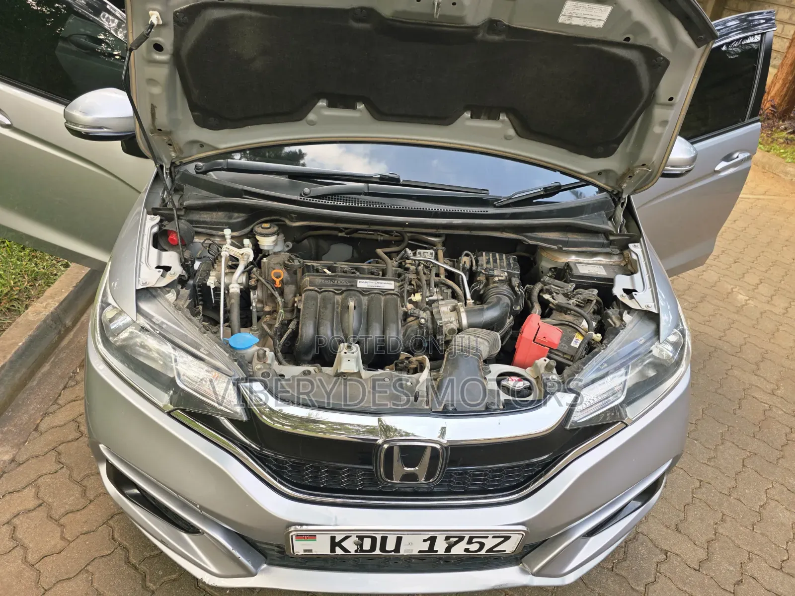 Honda Fit 2018 Silver