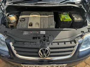 Volkswagen Touran 2005 Blue