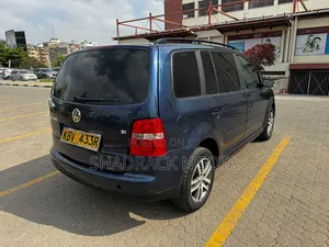 Volkswagen Touran 2005 Blue