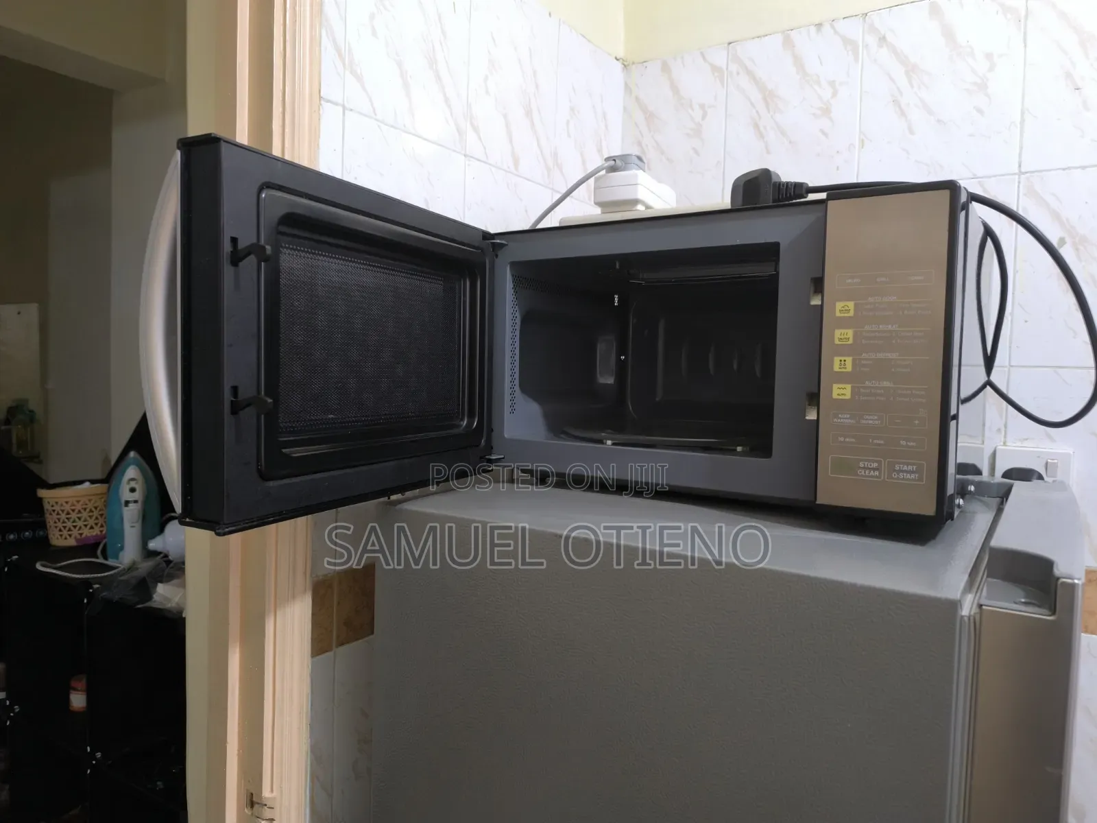 Antibacterial LG Microwave Oven