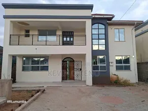 5bdrm House in Community, Gateway Mall Area for rent