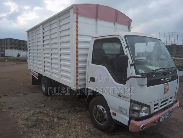 Isuzu NMR 2017 White - thumbnail 4