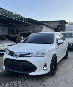 Toyota Axio 1.5 Hybrid 2WD 2020 White