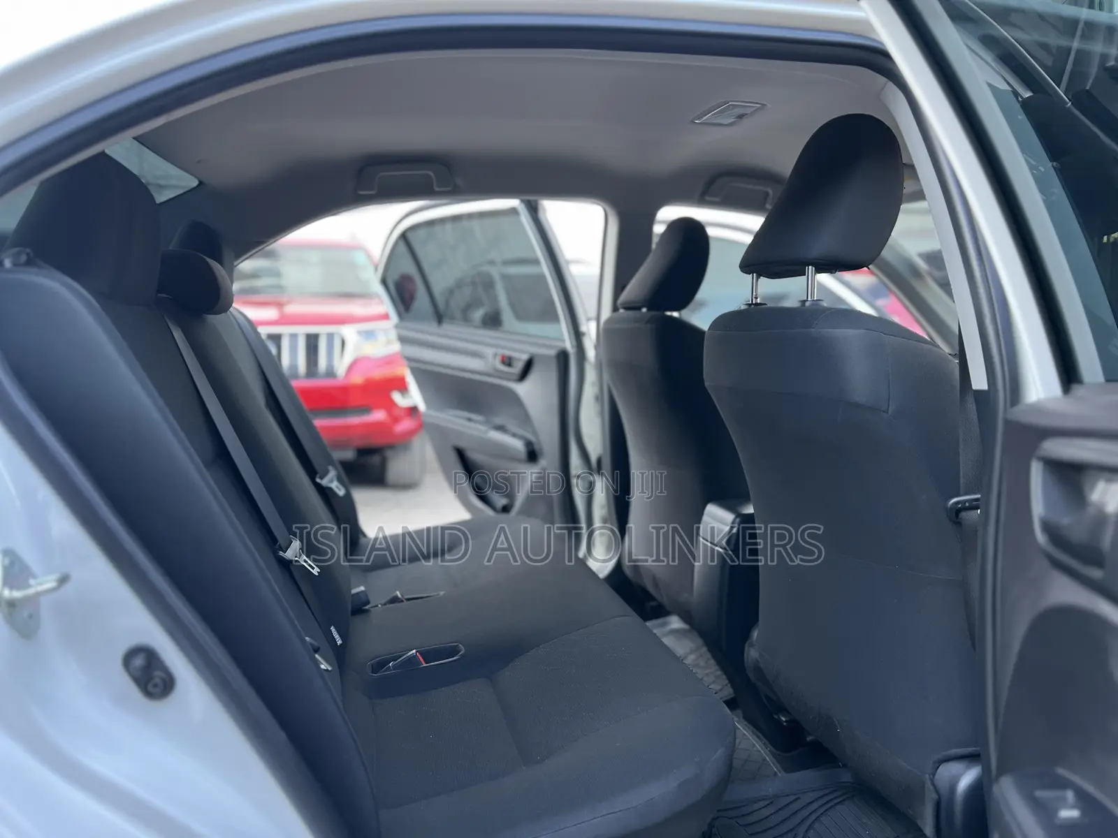Toyota Axio 1.5 Hybrid 2WD 2020 White