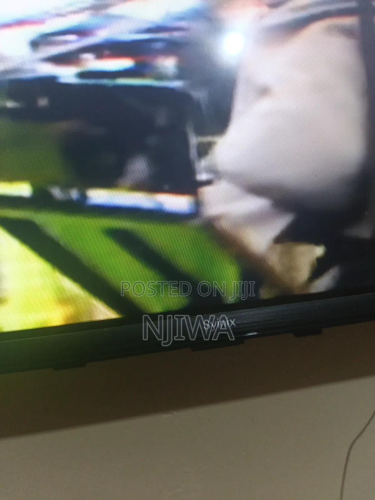 Synix Smart TV