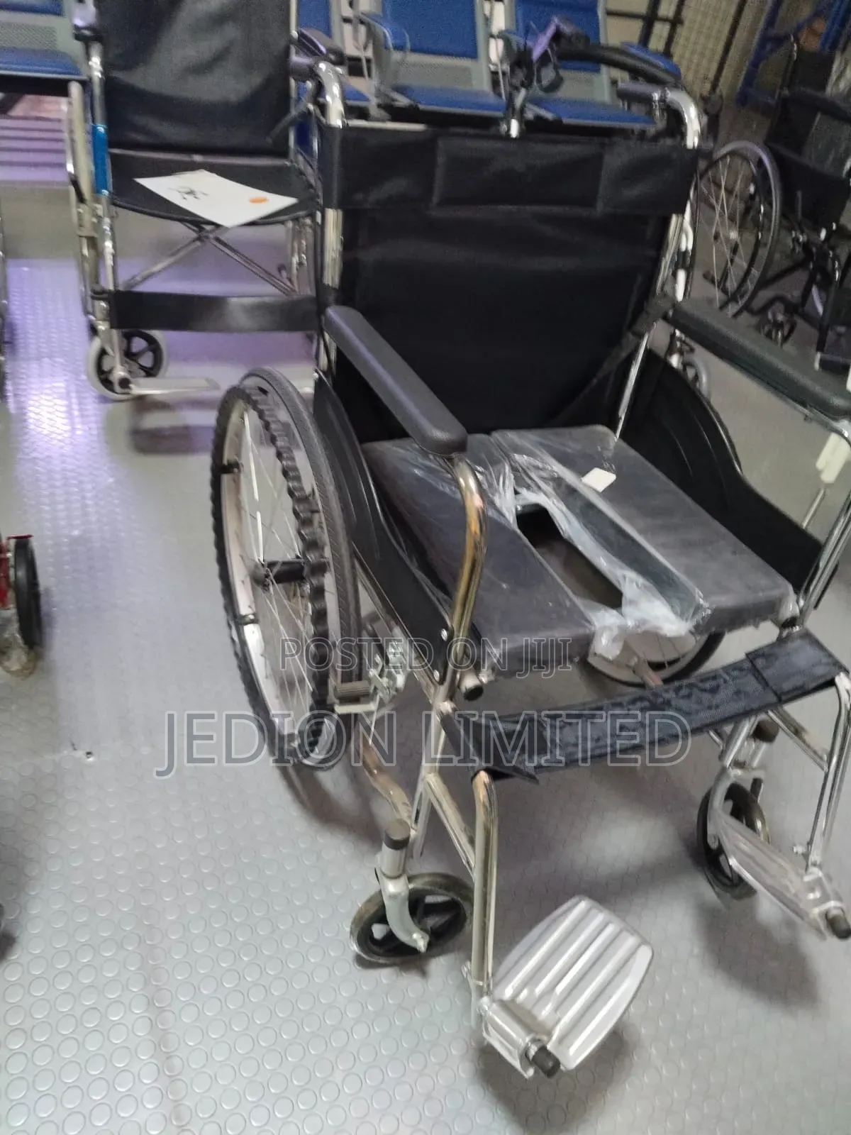 Commode Wheelchair