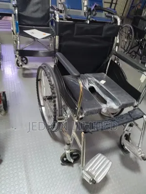 Commode Wheelchair