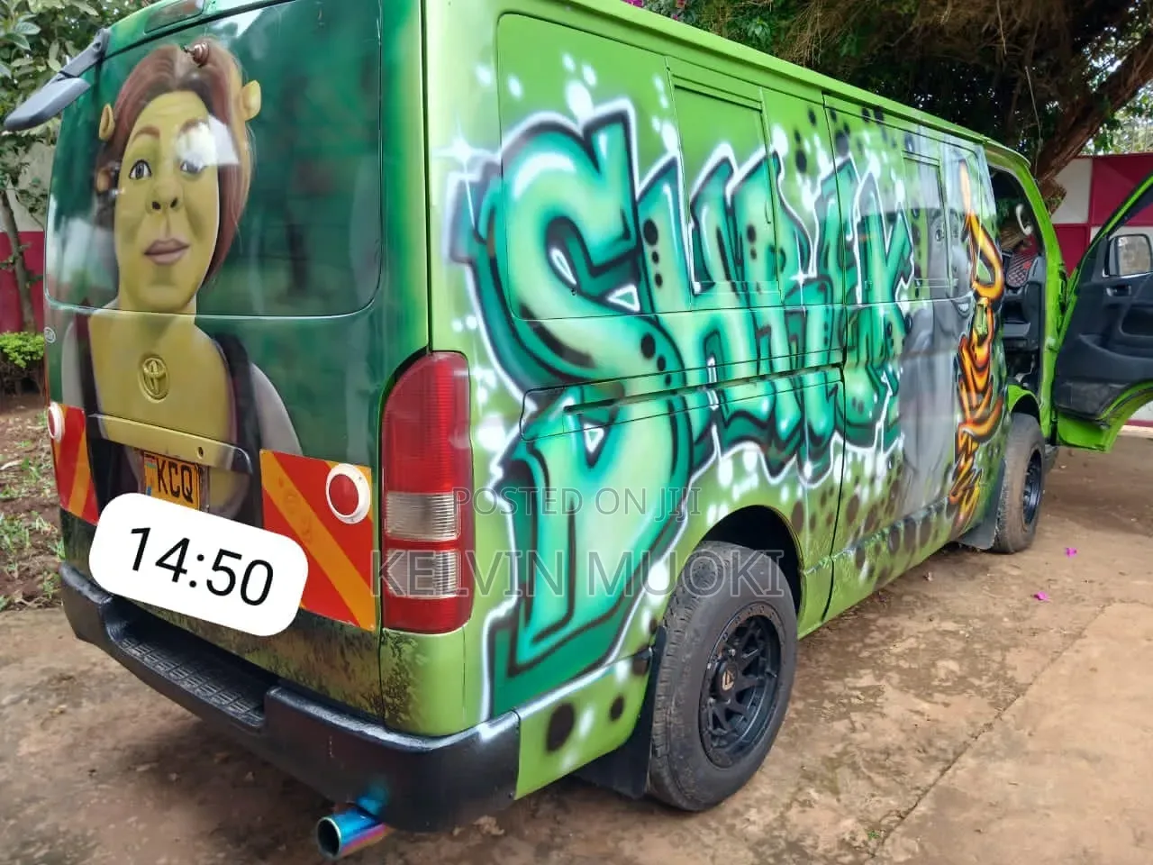 Toyota HiAce 2012 Green