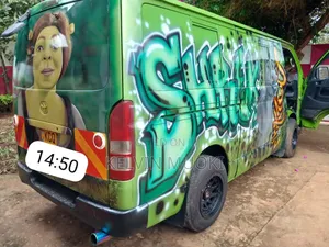 Toyota HiAce 2012 Green