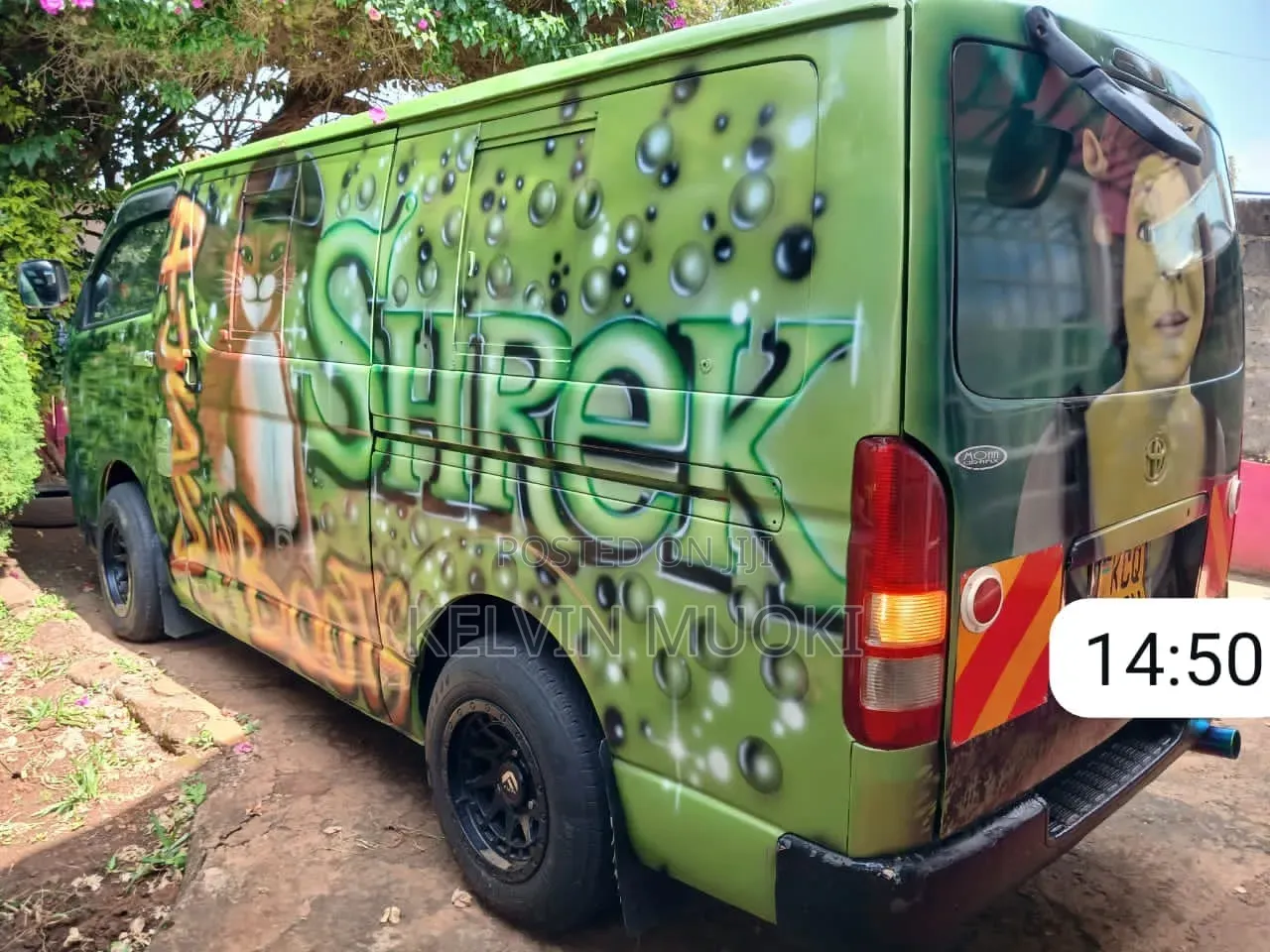 Toyota HiAce 2012 Green