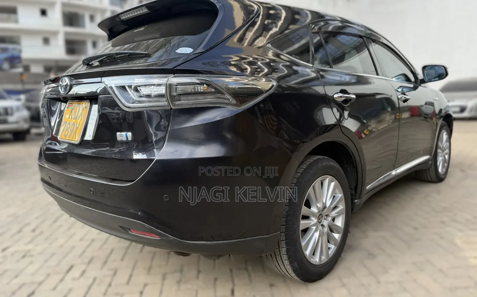 Toyota Harrier 2.5 Hybrid 4WD 2014 Black