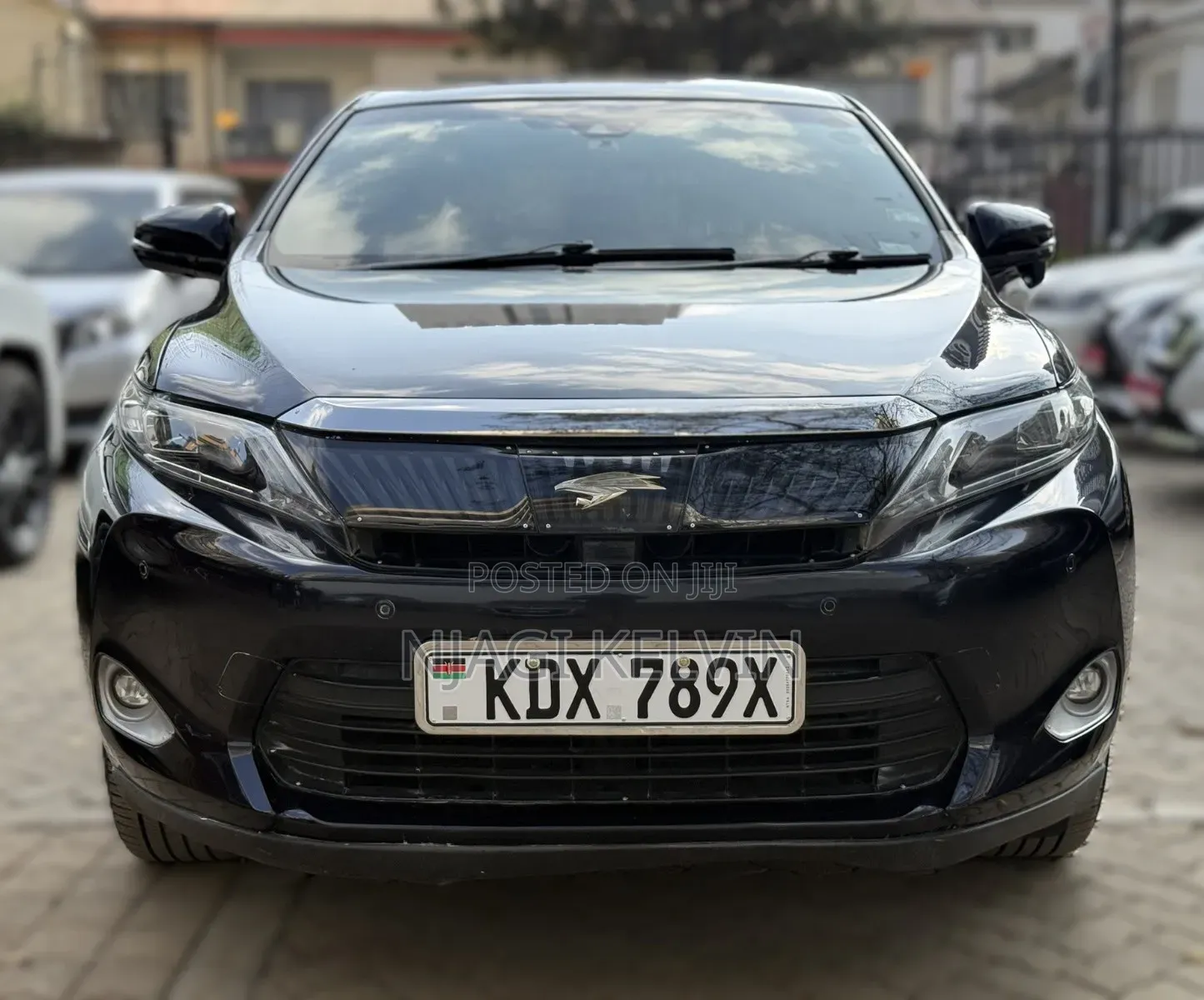 Toyota Harrier 2.5 Hybrid 4WD 2014 Black